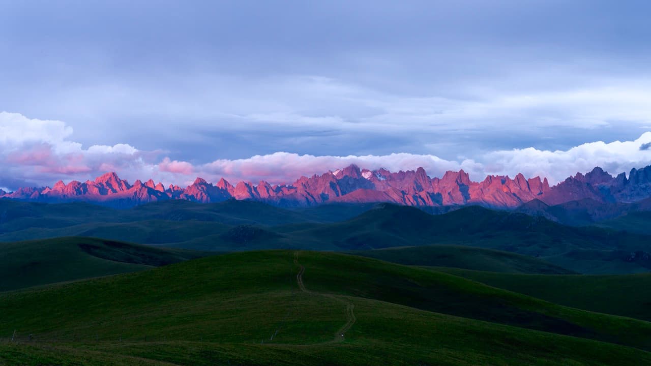 Nyainbo Yuze Sunset, Nyainbo Yuze, Qinghai