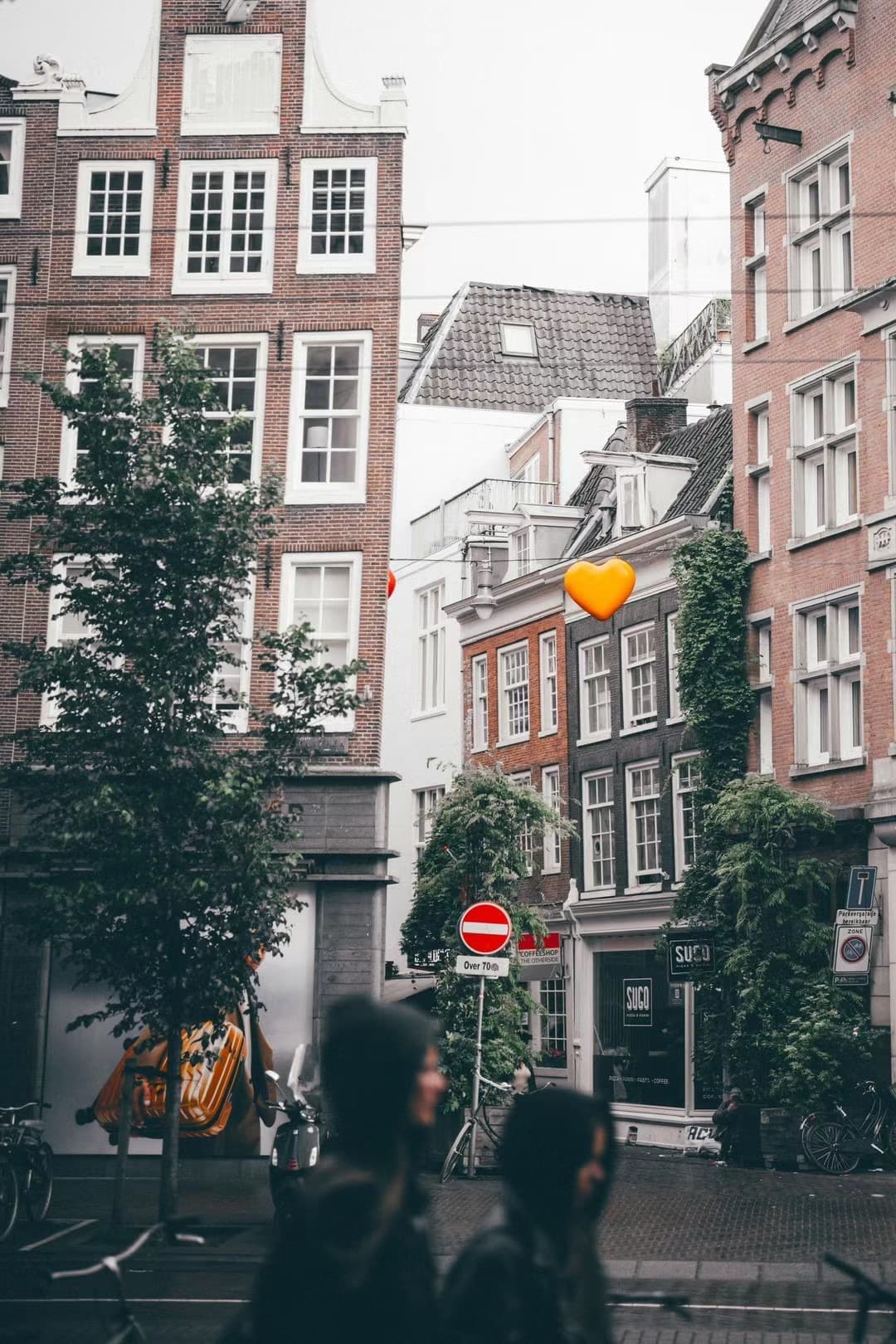 Warm Hearts on Berenstraat, Amsterdam, Netherlands